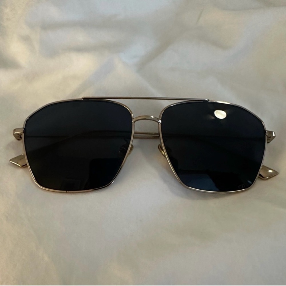 Dior Black and Gold 🕶️